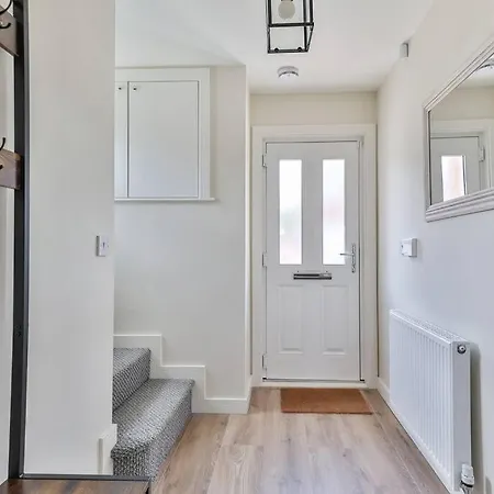 Elegant Retreat Nook At Peak District Gateway شيفيلد